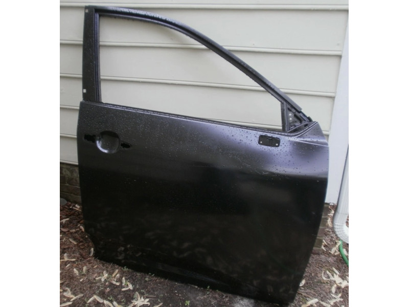Двері передні праві Nissan X-Trail T33, Rogue T33 2020- Китай 801006RR0A
