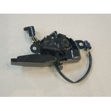 Фіксатор замка капота Toyota Camry XV40 06-11 (Тайвань) з сист. захисту