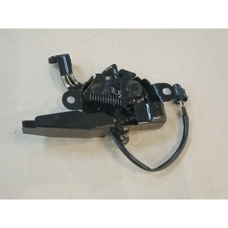 Фіксатор замка капота Toyota Camry XV40 06-11 (Тайвань) з сист. захисту