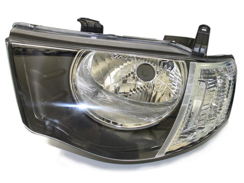 Фара ліва Mitsubishi L200 2005-2015 електрична Depo 8301B471.
