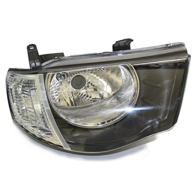 Фара Mitsubishi L200 / Triton 05-15 права (FPS) білий поворот механічний 8301B472