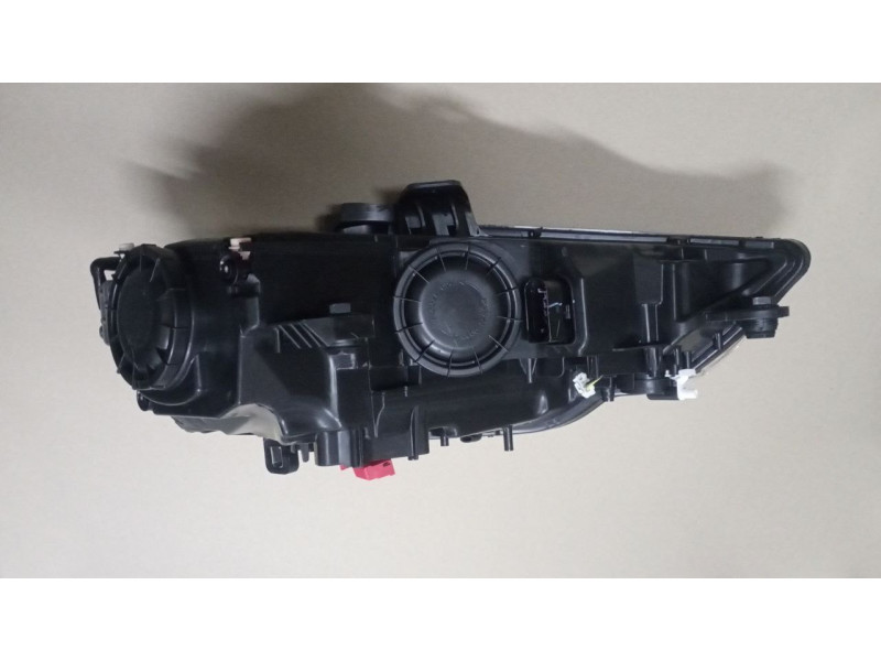 Фара передня ліва Audi A3 8V 2012-2016 (Depo) ксенон 8V0941043C