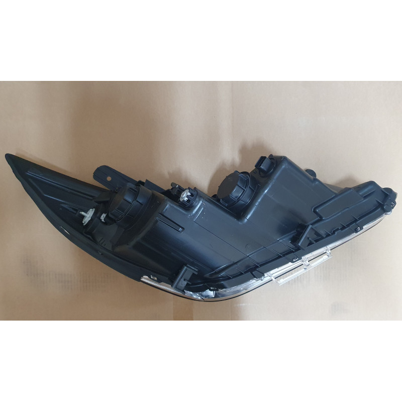 Фара передня ліва Hyundai Sonata YF 10-14 (Depo) ел/мех кор. 921013Q000