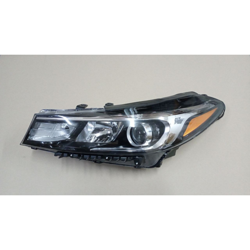 Фара передня ліва Kia Forte 16-18 USA (Китай) механічна 92101B0700