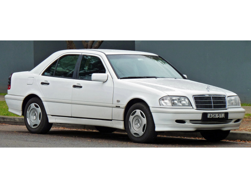 Фара передня ліва Mercedes C-Class W202 1993-1996 (H1/H1/H3) мех. кор., без омивача DEPO 2028201761