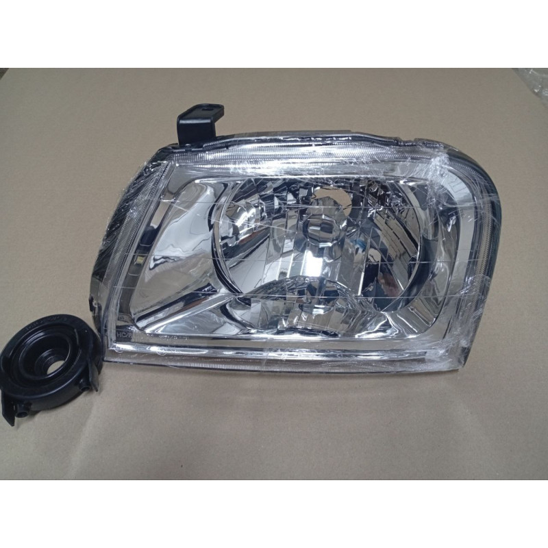 Фара передня ліва Mitsubishi L200 96-05 ел. рег. (Depo) MR439533