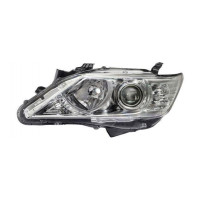 Фара передня ліва Toyota Camry XV50 EUR 11-14 (TYC) електр., галоген 8117033841