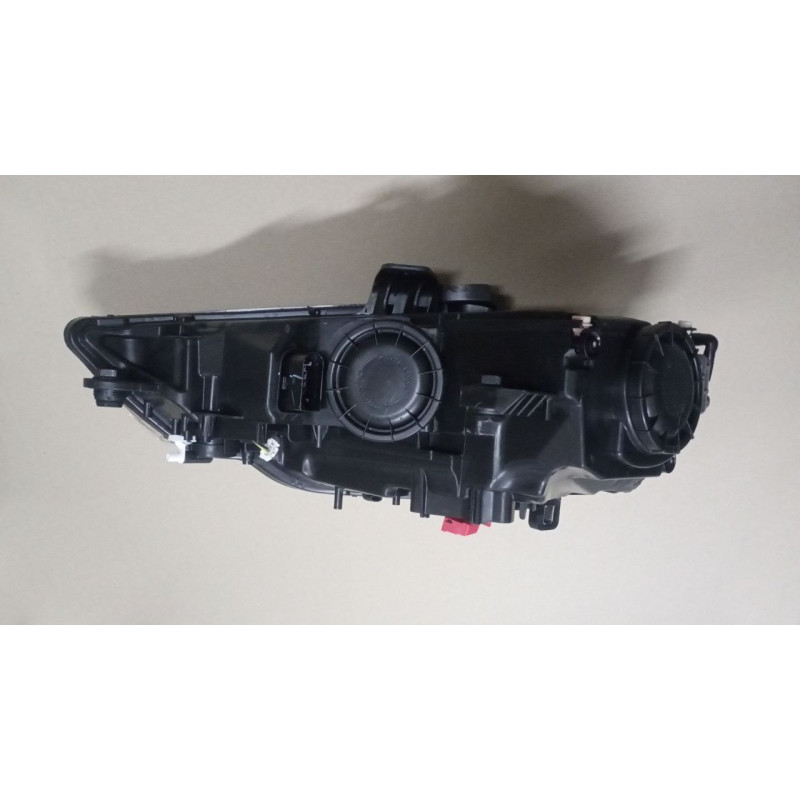Фара передня права Audi A3 12-16 (Depo) ксенон 8V0941044C