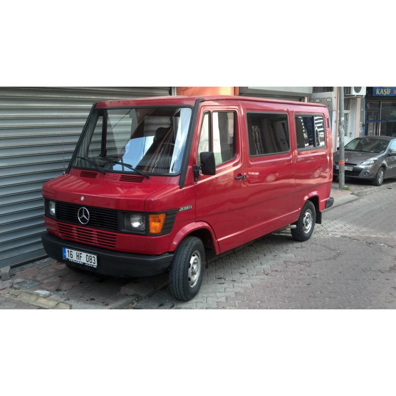 Фара передня права Mercedes T1 207-410 80-95 (DEPO) 0301021202400