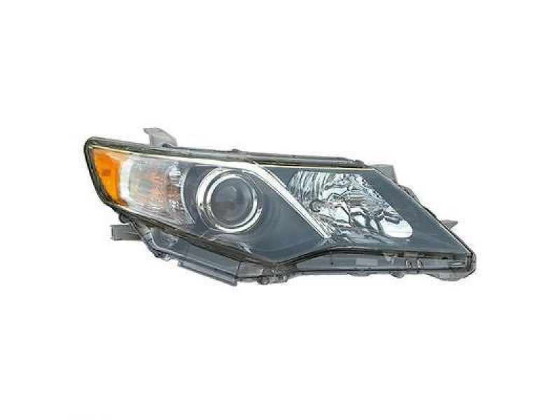 Фара передня права Toyota Camry XV50 11-14 USA (Китай) механічна, жовта вставка 81110-06800