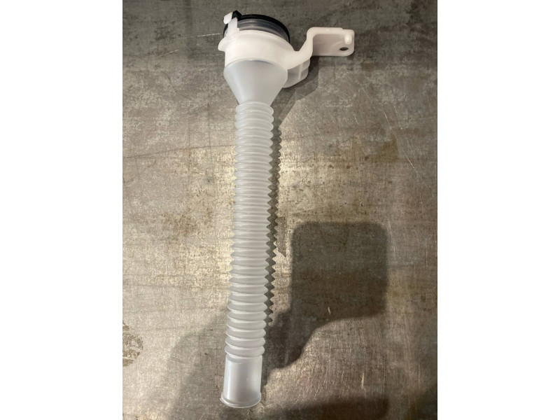 Горловина бачок склоомивача Toyota RAV4 2013-2018 FPS 8531642350