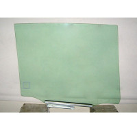 Скло дверне заднє ліве Toyota RAV4 06-12 (XYG)