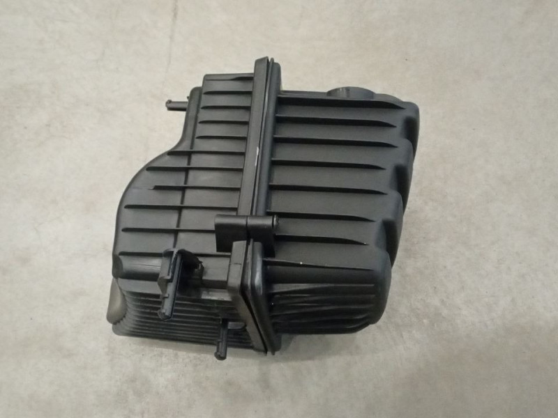 Повітряний фільтр корпус Jeep Renegade 2014-2019 Тайвань 68249652AA