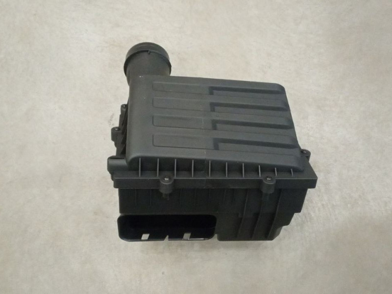 Корпус повітряного фільтра двигун VW Golf 7 2012-2017 Signeda 5Q0129607AC