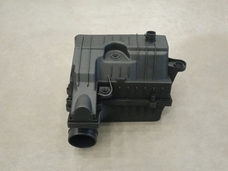 Корпус повітряного фільтра двигун VW Golf 7 2012-2017 Signeda 5Q0129607AC