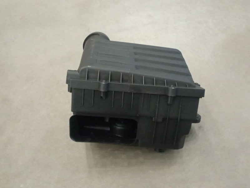 Корпус повітряного фільтра двигун VW Golf 7 2012-2017 Signeda 5Q0129607AC