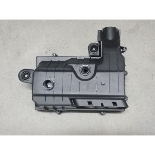 Корпус повітряного фільтра двигун VW Tiguan 16-21, Audi A3, Seat Leon 2.0L VAG 5Q0129607AD