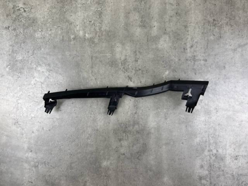 Кріплення переднього бампера ліве (під фарою) BMW 3 F30 2012-2019 FPS 63117400479