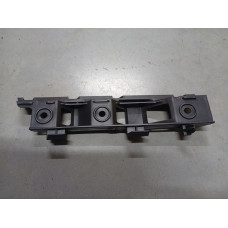 Кріплення бампера переднє ліве VW Passat B6 2005-2010 Elit 3C0807183