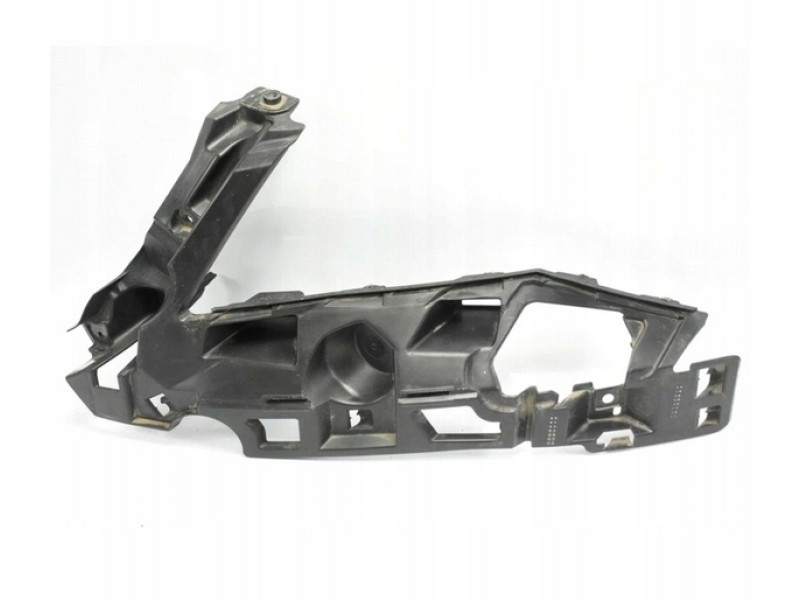 Кріплення переднього бампера праве Skoda Superb 2015-2019 Тайвань 3V0807056