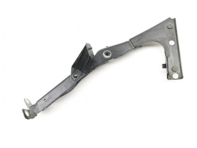 Кріплення крила переднє ліве Audi A5 B8 2007-2016 Тайвань 8T0821135C