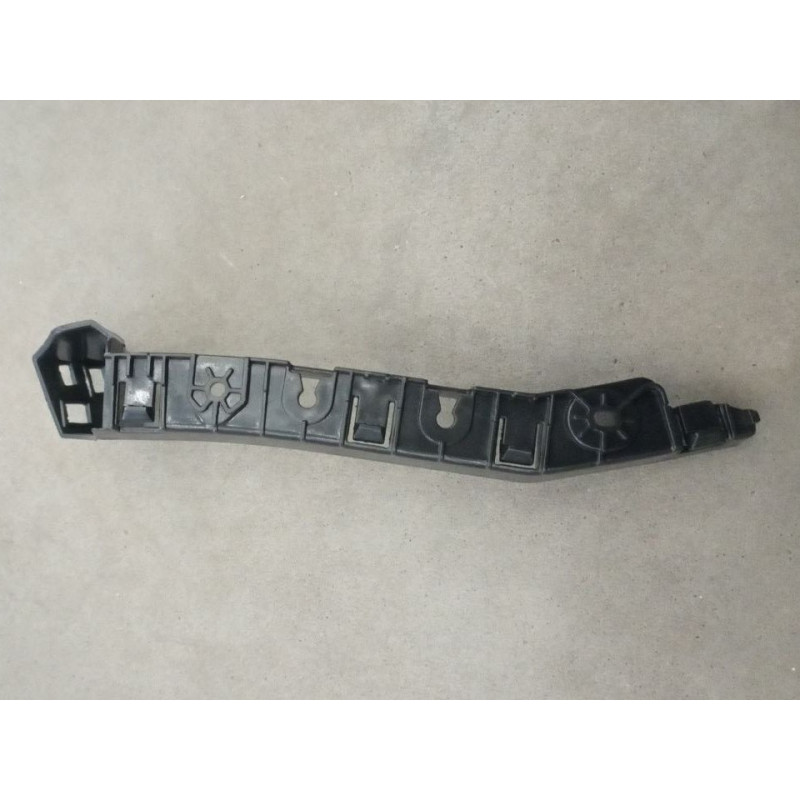 Кріплення бампера заднього праве верхнє Jeep Compass 2017-2021 Тайвань 68244463AB