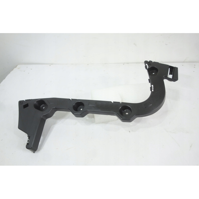 Кріплення бампера заднього ліве Ford Focus 2015-2018 F1EB17E851AG