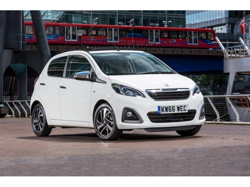 Крило переднє ліве Peugeot 108 2014-2021 FPS B000910580