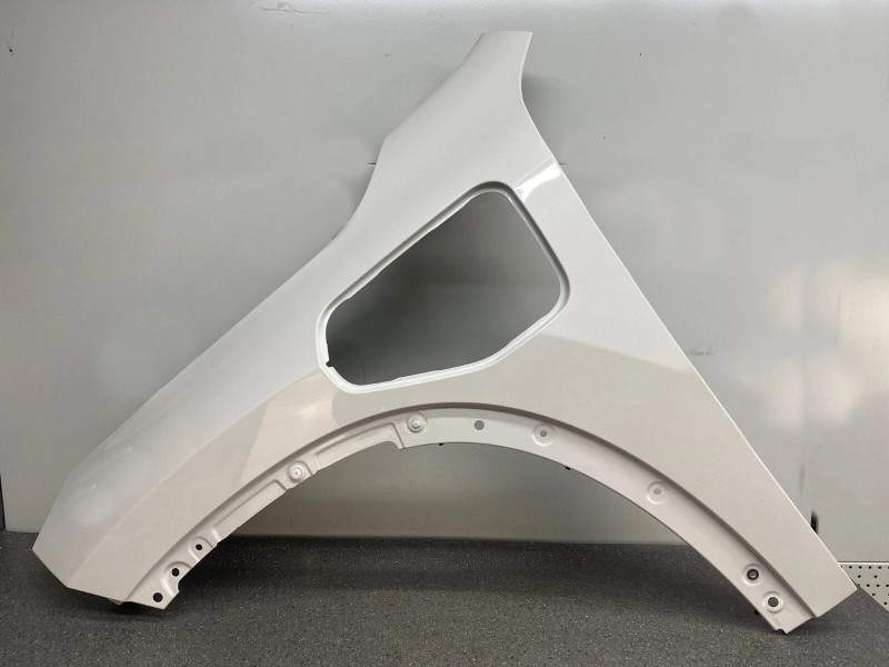 Крило переднє ліве з отвором під зарядку BMW IX1 2022- сталь FPS 