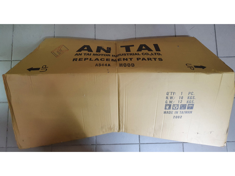 Кришка багажника без отвору під спойлер Toyota Camry LE V55 2014-2017 Китай 6440106A40