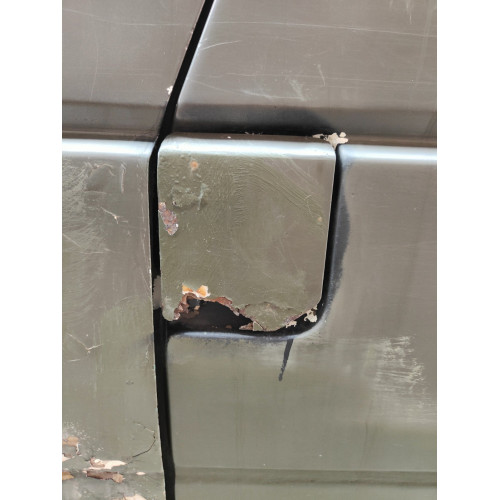 Кришка лючка паливного бака VW Transoorter T4 1990-2003 NTY 701809905