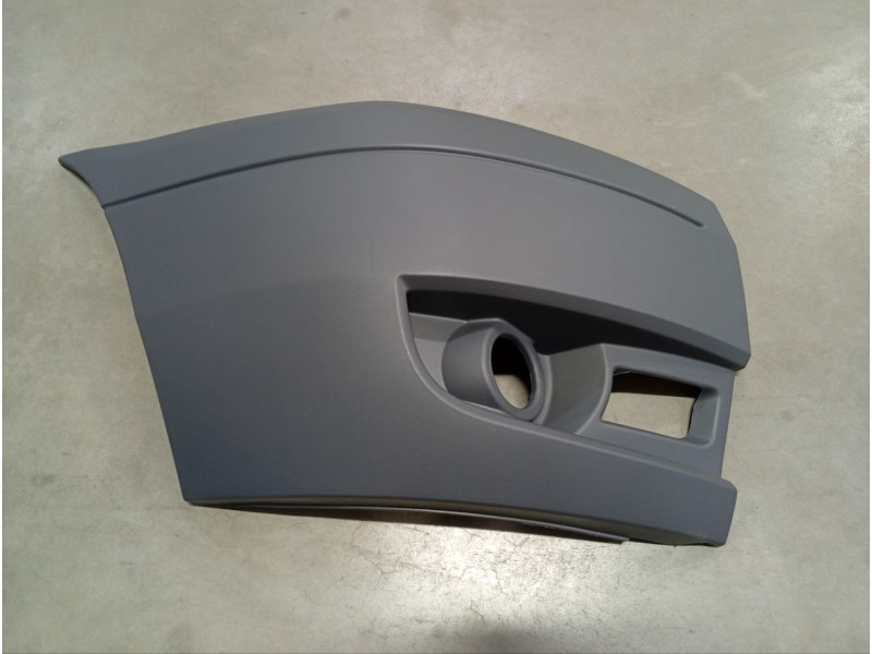 Кут бампера передній правий з отвором Ford Transit 2006-2013 LKQ 1437091