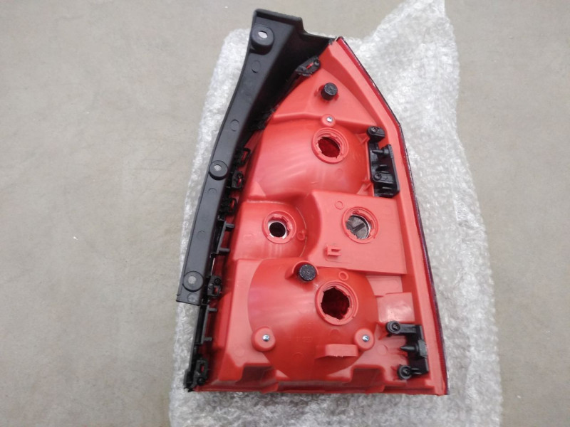 Ліхтар задній лівий Hyundai Tucson JM 2004-2013 Tempest 924012E010