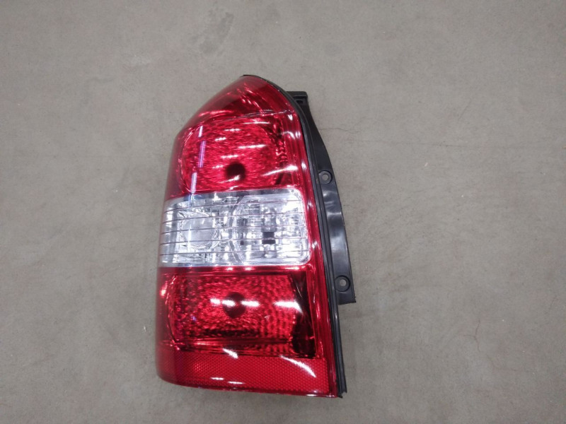Ліхтар задній лівий Hyundai Tucson JM 2004-2013 Tempest 924012E010