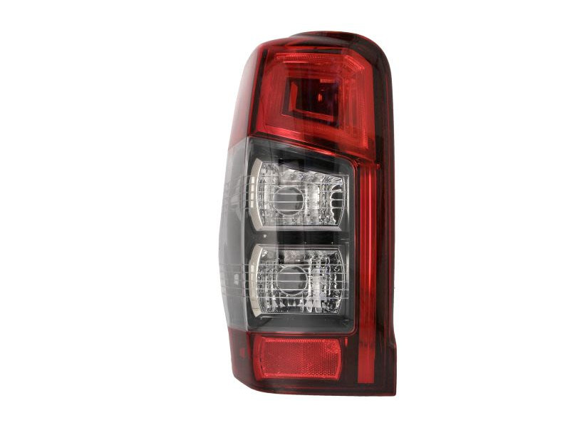 Ліхтар задній лівий Mitsubishi L200 V 2018-2023 рестайлінг TYC 8330B211