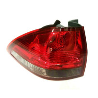 Ліхтар задній лівий Mitsubishi Pajero Sport 2 13-15 (Китай) зовнішній