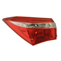 Ліхтар задній лівий зовнішній Toyota Corolla E18 13-16 (Китай) 8156002790