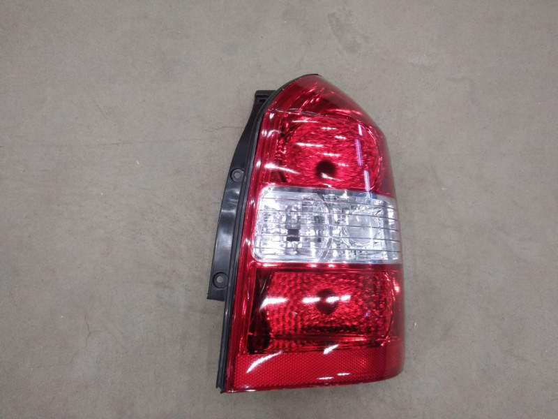 Ліхтар задній правий Hyundai Tucson JM 2004-2013 Tempest 924022E010
