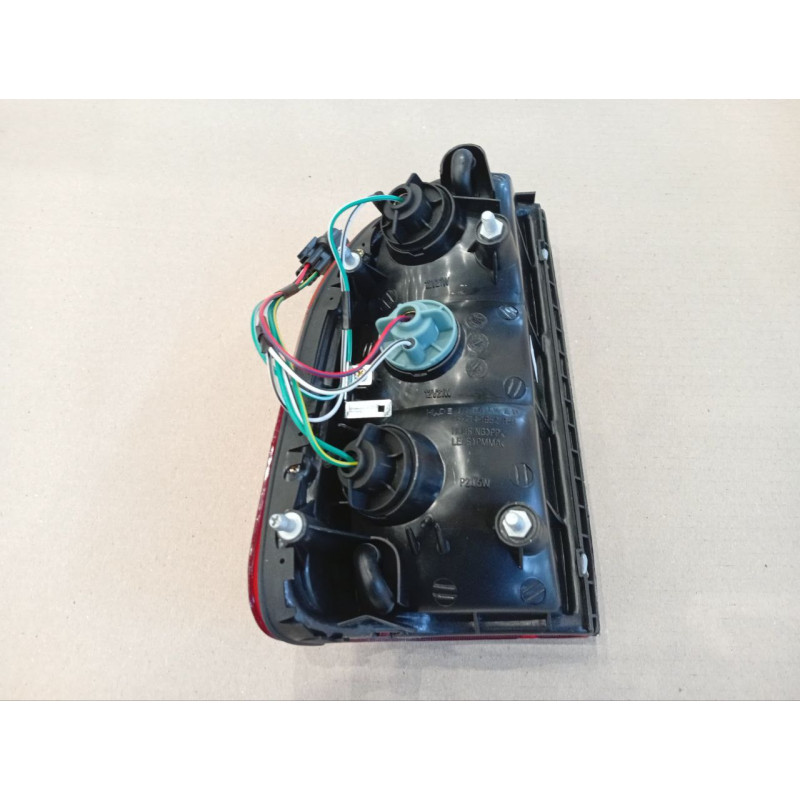 Ліхтар задній правий Mitsubishi L200 96-05 (Depo) MR109128