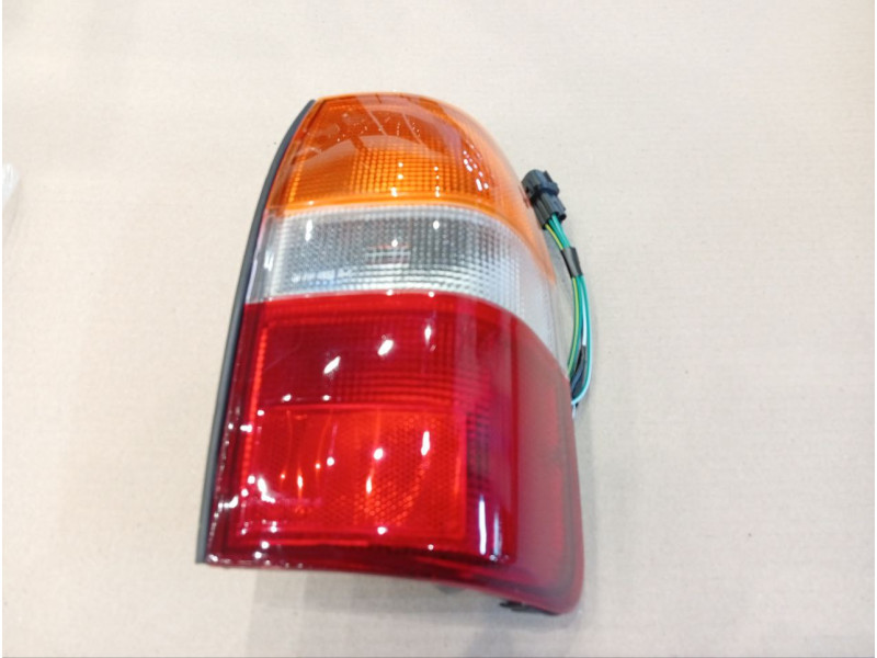 Ліхтар задній правий Mitsubishi L200 96-05 (Depo) MR109128