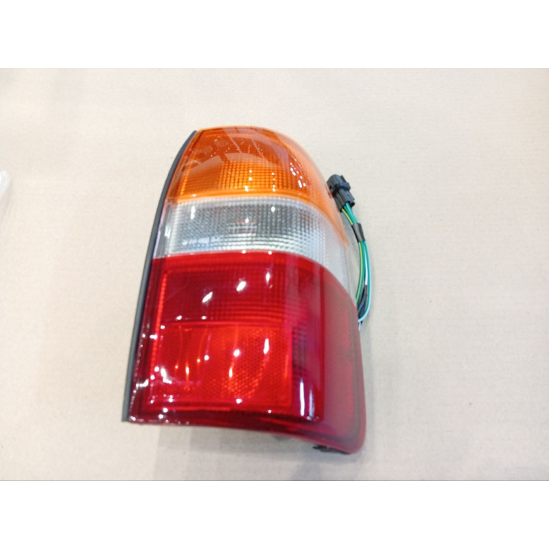 Ліхтар задній правий Mitsubishi L200 96-05 (Depo) MR109128