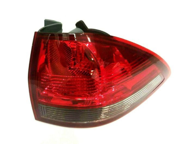 Ліхтар задній правий Mitsubishi Pajero Sport 2 13-15 (Китай) зовнішній