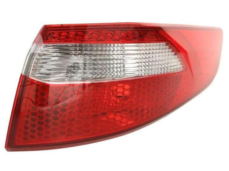 Ліхтар задній правий зовнішній Kia Rio седан 11-15 (Depo) 924024X000