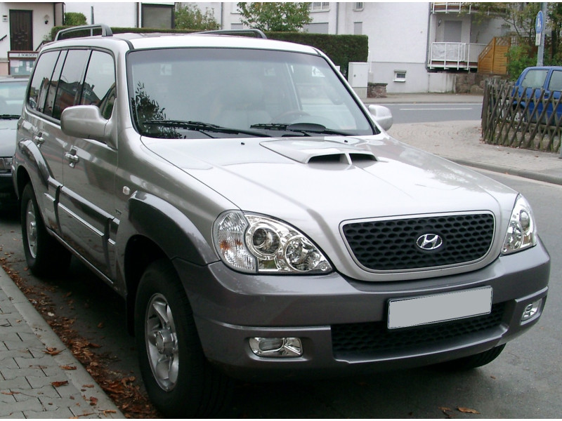 Лобове скло Hyundai Terracan 2001-2007 (Pilkington)