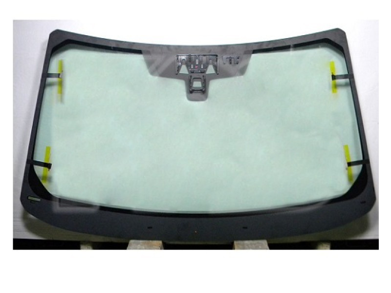 Лобове скло Land Rover Discovery Sport 15- (Pilkington) датчик, обігрів, камера, акустичне