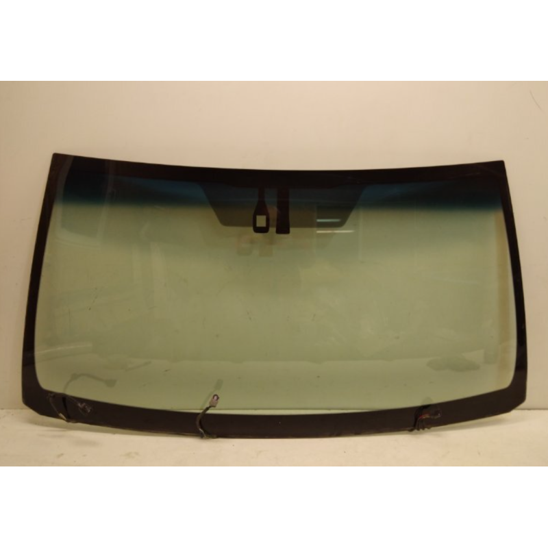 Лобове скло Lexus LX, Toyota Land Cruiser 200 12- (Pilkington) обігрів, датчик 5610160957