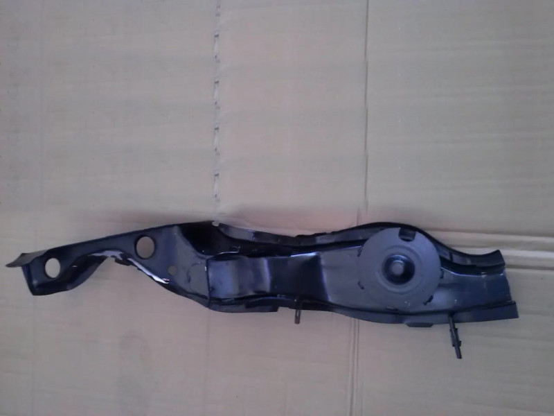 Лонжерон задній лівий Opel Vectra A 88-95 (Klokkerhom) опора і тримач пружини