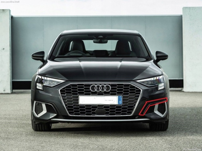 Молдинг переднього бампера лівий Audi A3 8Y 2020- FPS 8Y0807533 9B9