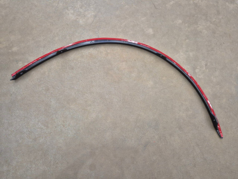 Молдинг переднього крила Renault Logan (Dacia) (04-08) - лівий (FPS) 6001548285