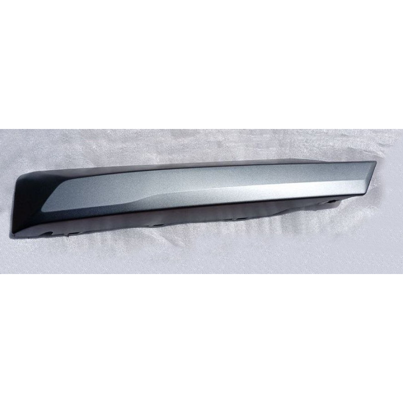 Молдинг решітки переднього бампера правий BMW X3 G01 17-21 (Тайвань) сірий металік